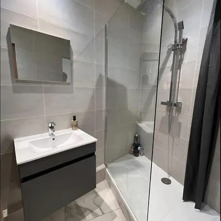 Centre La Bocca - 5 Min Des Plages - Wifi Clim Appartement *